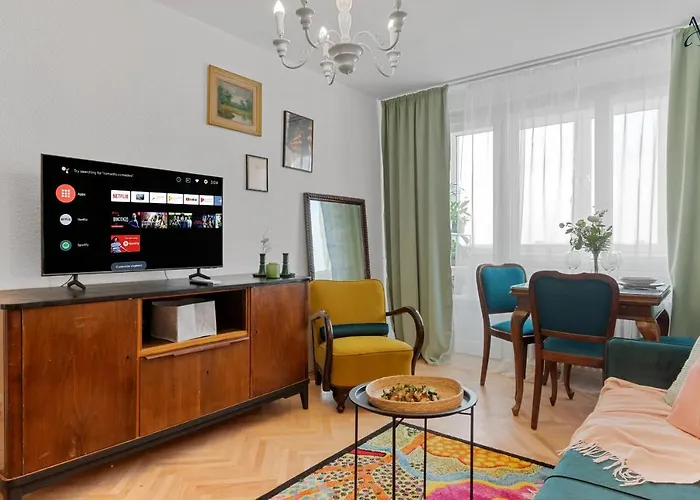 1Bdr Apartment Perla 225